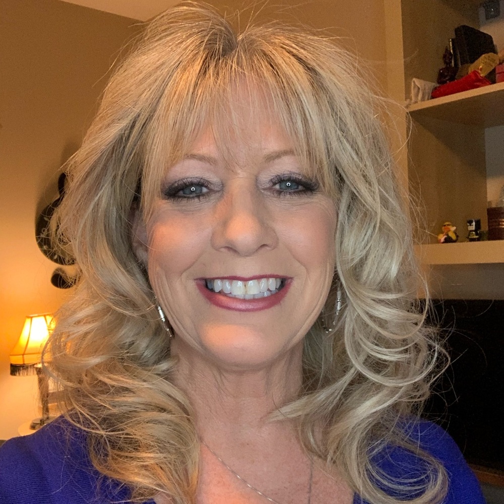 Meet your Posher, Cindy
